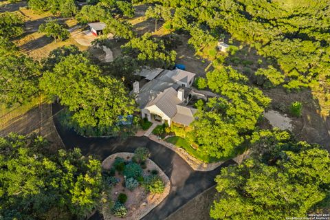 22050 Hanging Oak San Antonio TX 78266