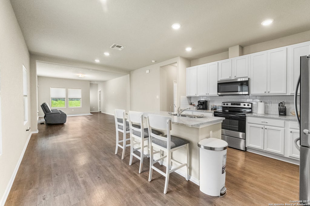 Photo of 312 bobwhite, San Antonio, TX 78253 (MLS # 1878922)
