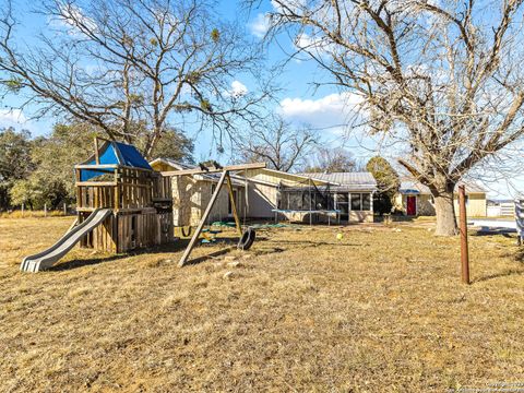 A home in Bandera