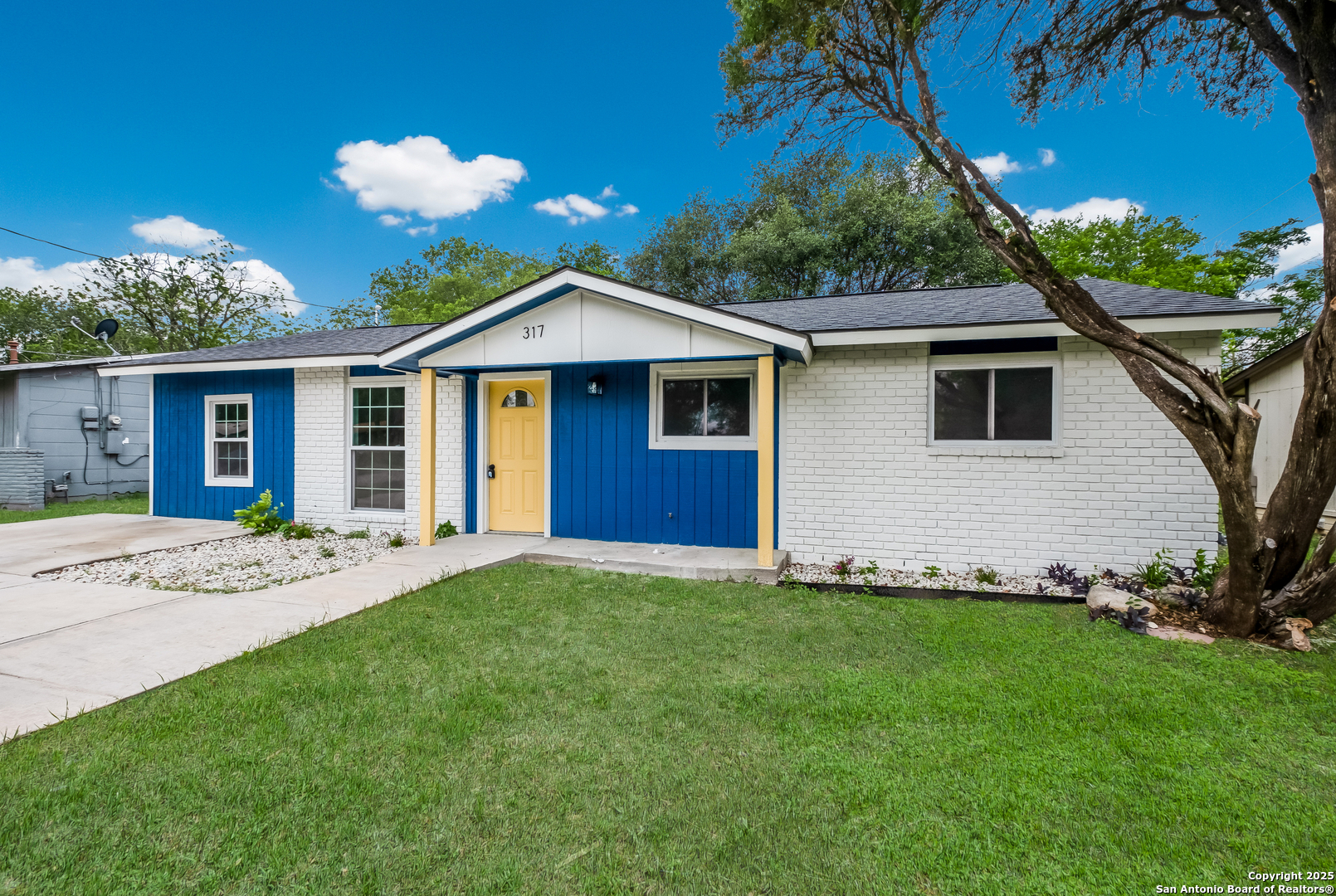 317 W Lindbergh