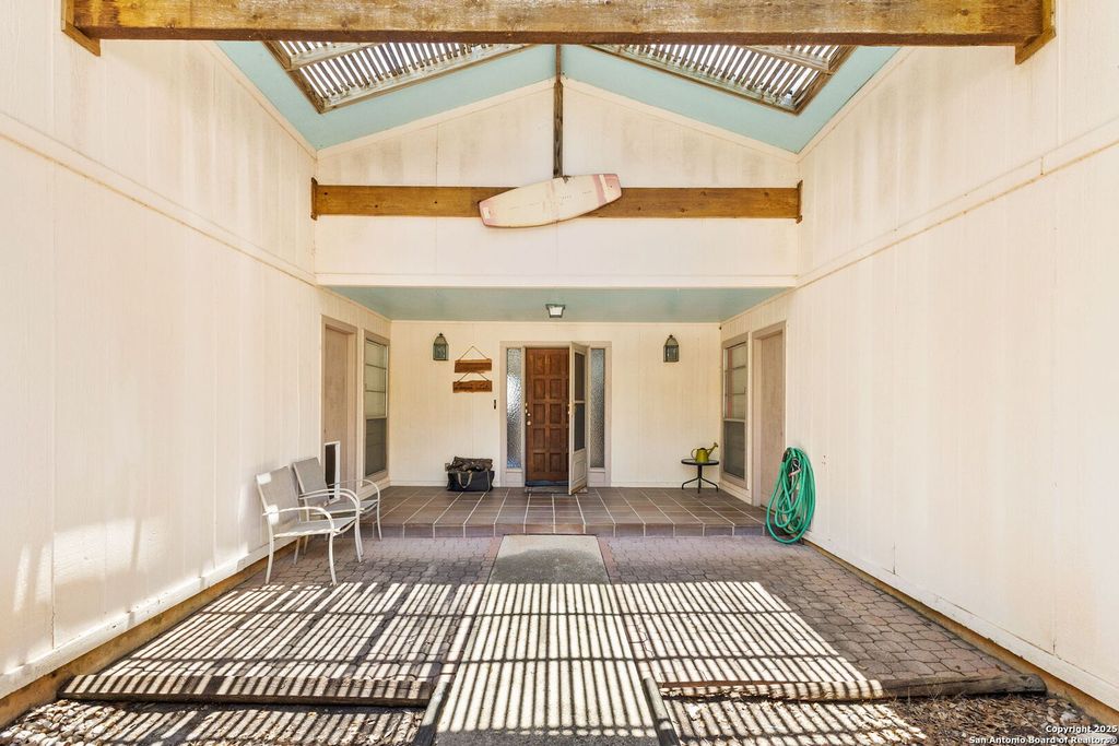 Photo of 632 Lake Forrest, Canyon Lake, TX 78133 (MLS # 1879844)