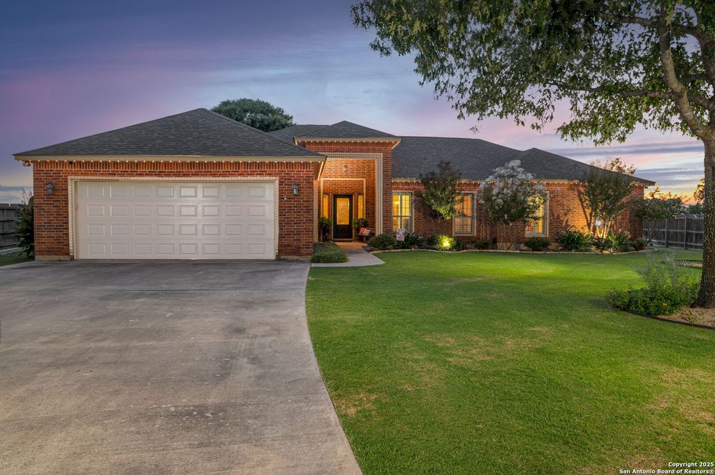 Photo of 170 Castle Breeze, Seguin, TX 78155 (MLS # 1878527)