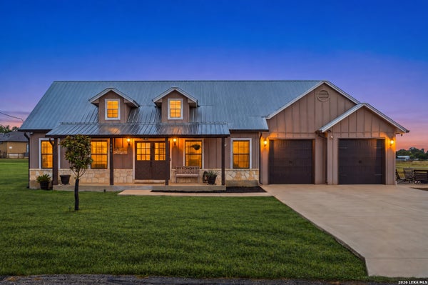 445 SPANISH GRANT CIR, BANDERA, TX 78003 - Image 55ef552b479f65febf89eadc8edfb02c/3497469198