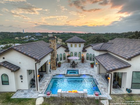 A home in Canyon Lake