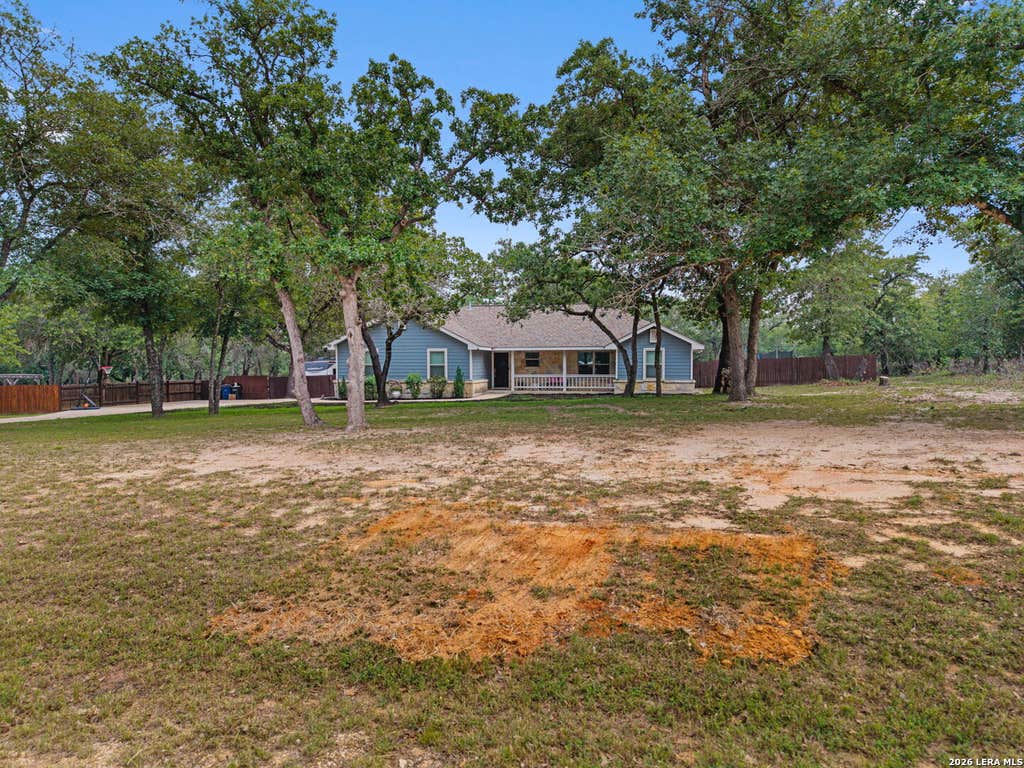 Photo of 197 CIBOLO RIDGE DR, La Vernia, TX 78121 (MLS # 1961940)