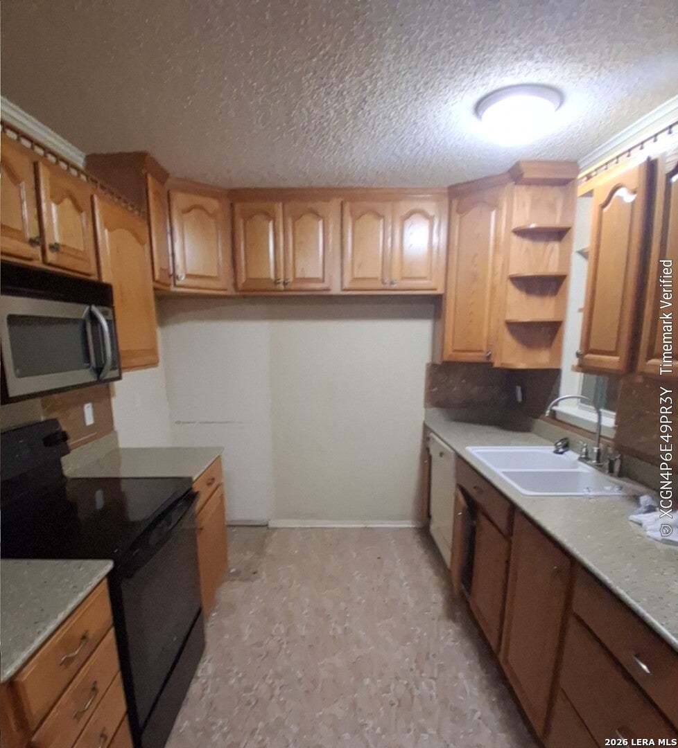 Photo of 1062 Frost Fire, San Antonio, TX 78245 (MLS # 2008817)