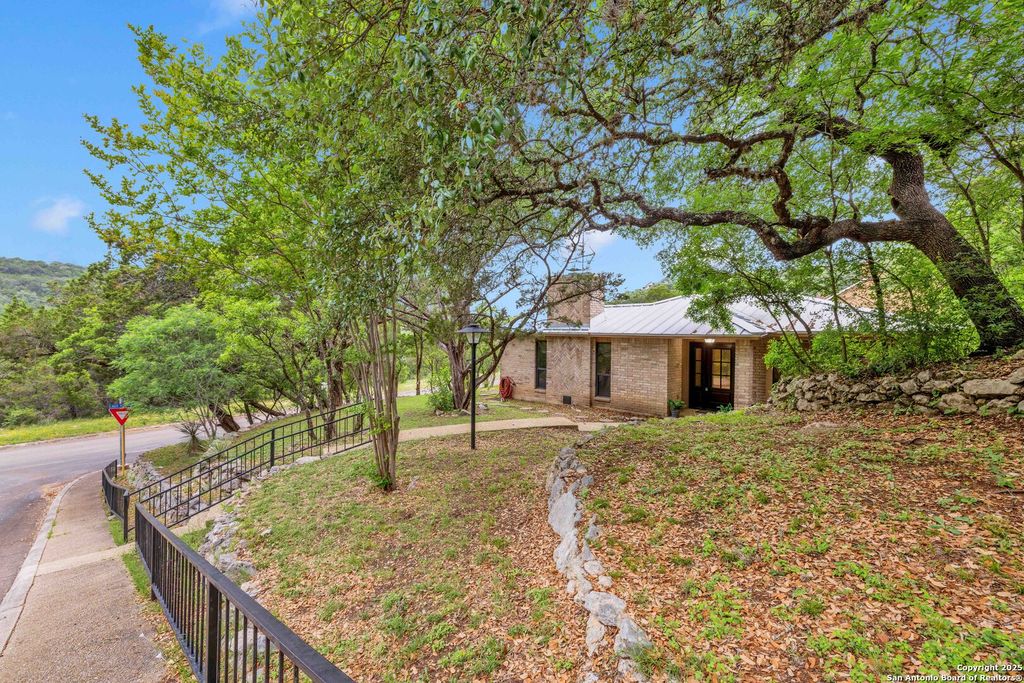 Photo of 11361 Moonsail, Helotes, TX 78023 (MLS # 1944837)
