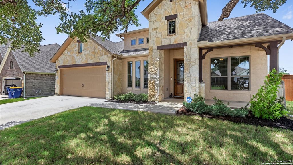 Photo of 425 Foxbrook, Cibolo, TX 78108 (MLS # 1885975)
