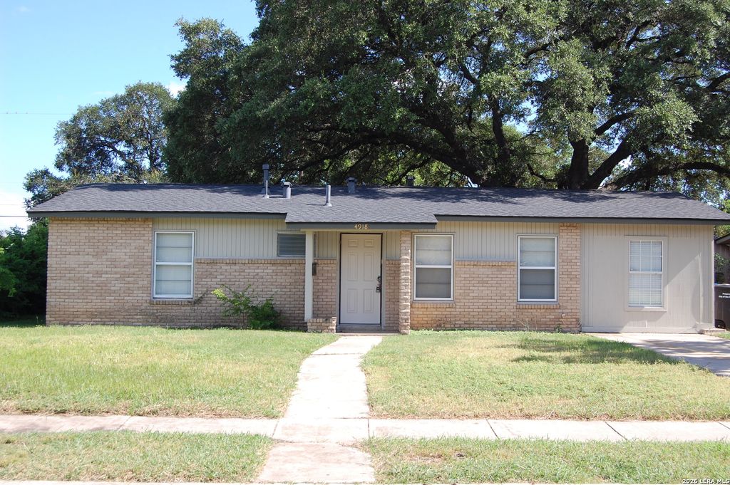 Photo of 4918 BAYHEAD DR, San Antonio, TX 78220 (MLS # 1992030)