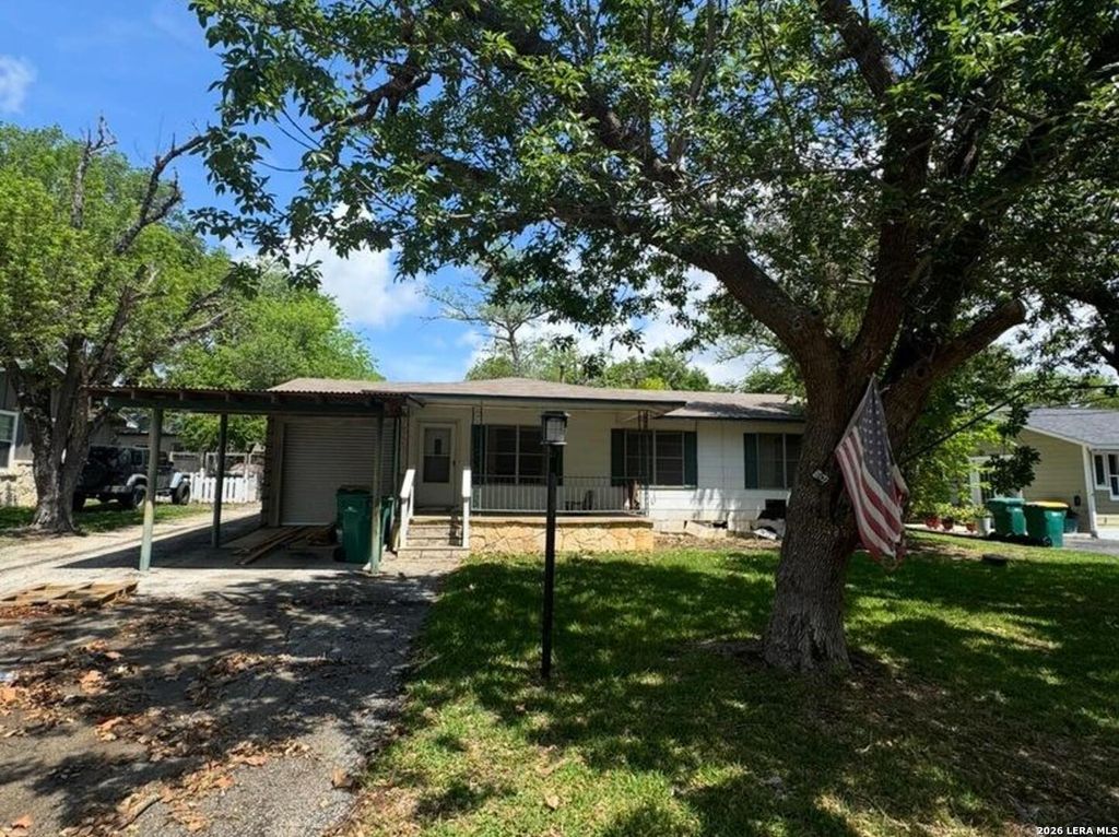 Photo of 514 E BANDERA RD, Boerne, TX 78006 (MLS # 1958161)