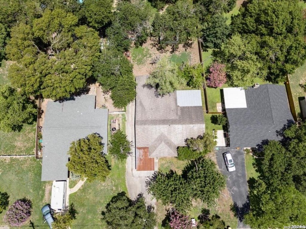 Photo of 514 E BANDERA RD, Boerne, TX 78006 (MLS # 1958161)