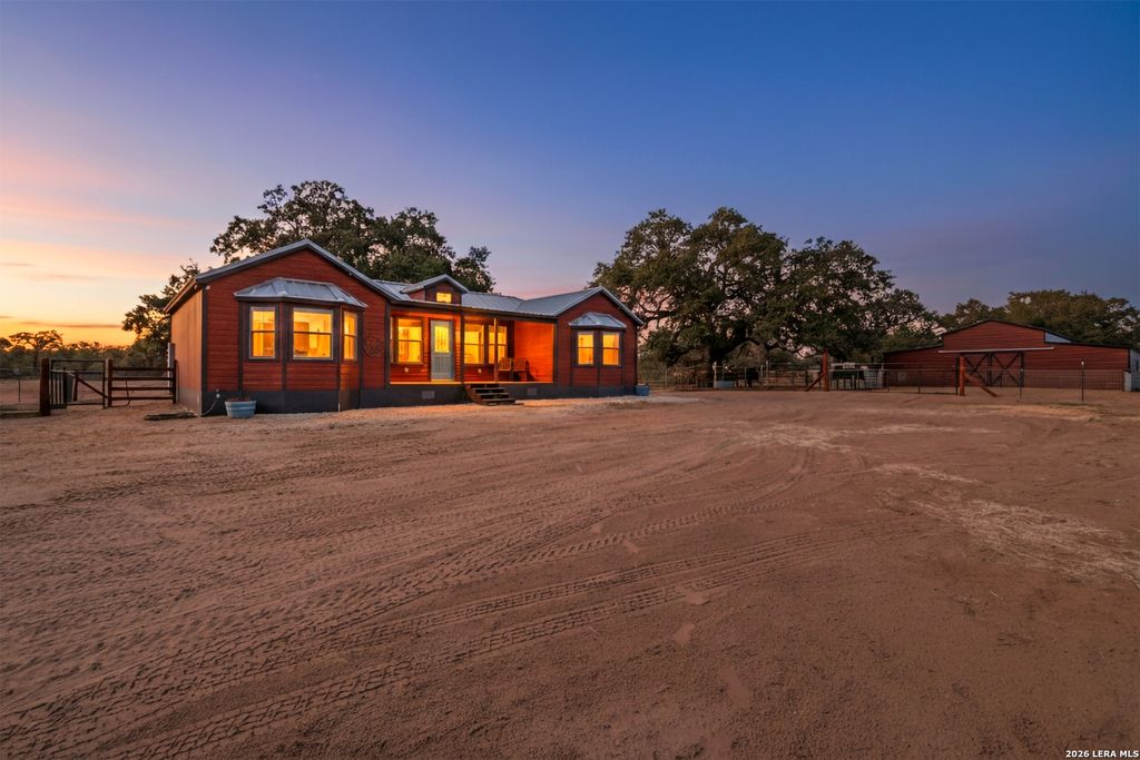Photo of 241 Pr Dax, Pleasanton, TX 78064 (MLS # 1943283)