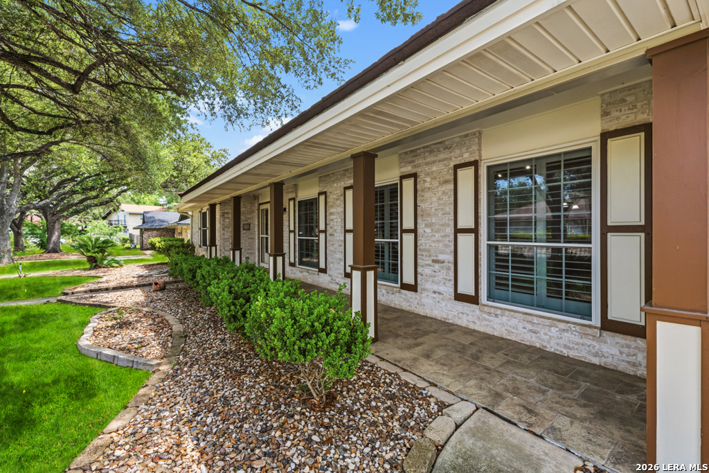 6022 WINDING RIDGE DR