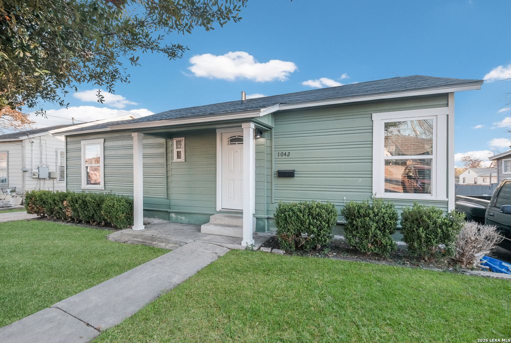 Photo of 1042 Greer, San Antonio, TX 78210 (MLS # 1937553)