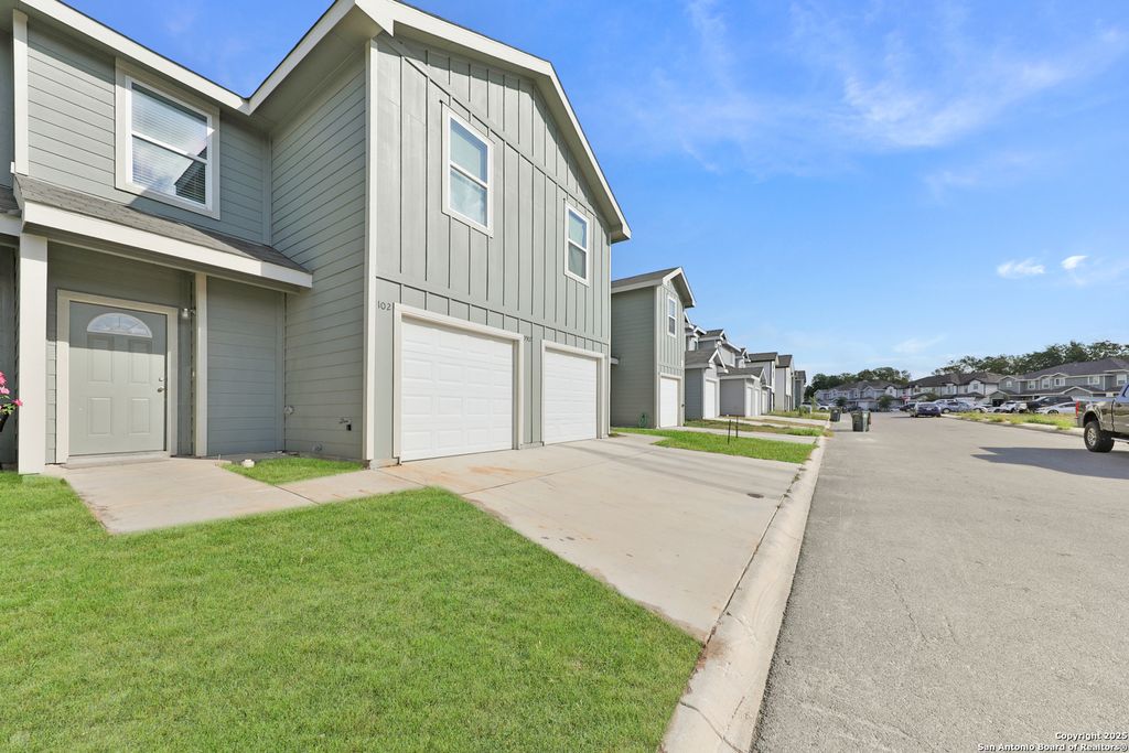 Photo of 9907 Grove Mist 102 #102, San Antonio, TX 78233 (MLS # 1915067)