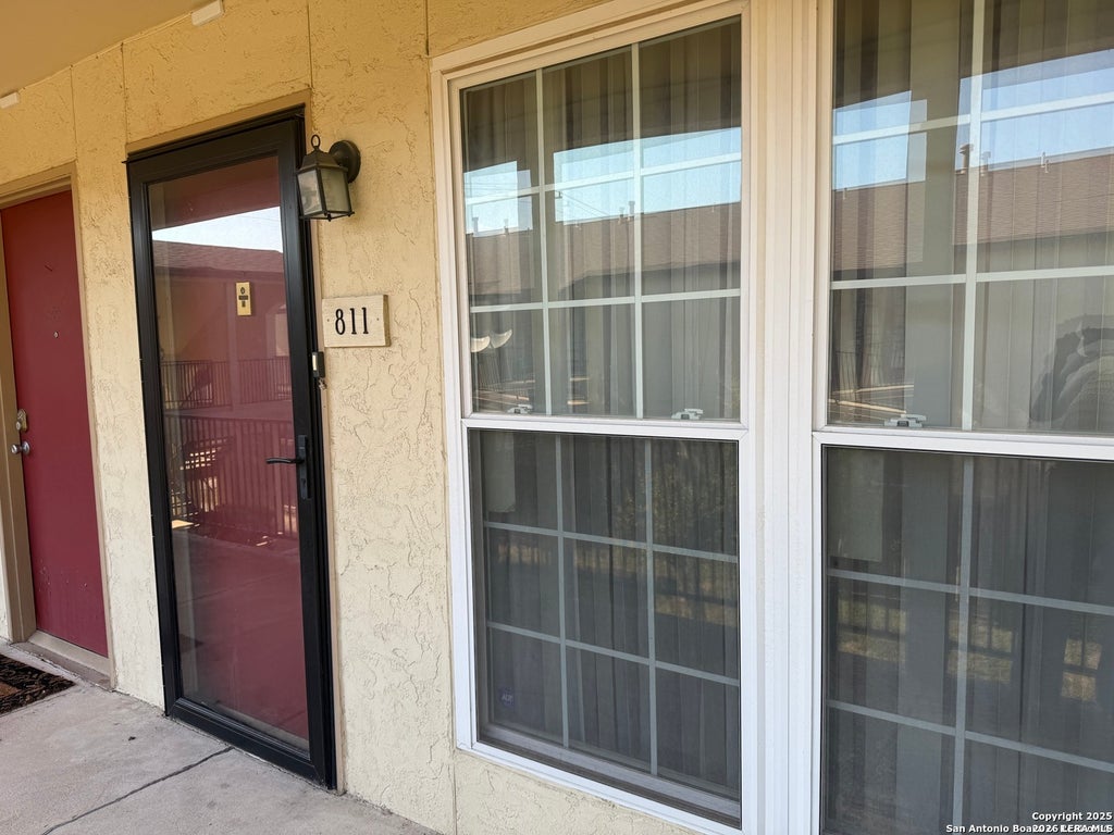 Photo of 8702 Village Dr 811 #811, San Antonio, TX 78217 (MLS # 2019564)