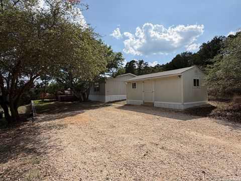 Photo of 107 Starview CT, Boerne, TX 78006 (MLS # 1966516)