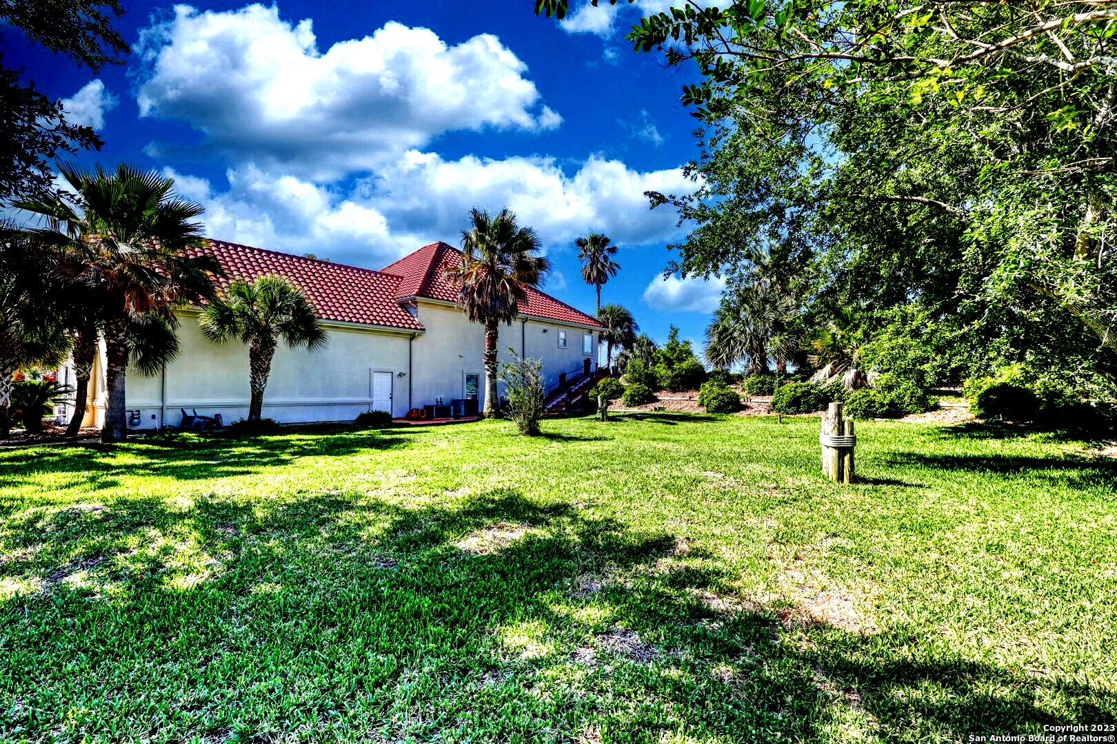 107 Bay Ct