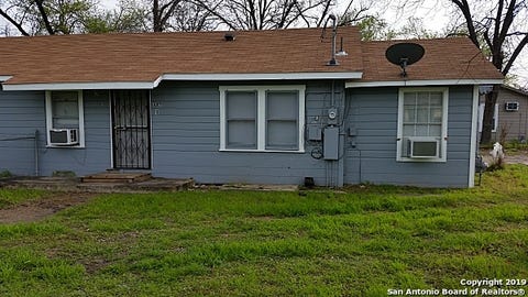 Photo of 5534 SAN FERNANDO ST 1 #1, San Antonio, TX 78237 (MLS # 2009104)
