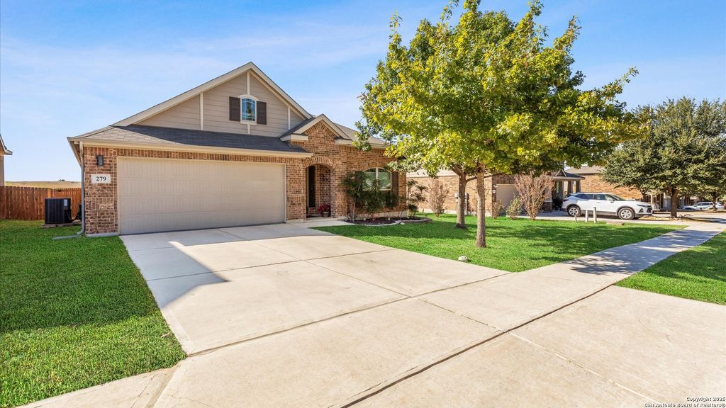 Photo of 279 Posey Pass, New Braunfels, TX 78132 (MLS # 1922481)