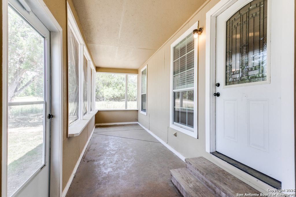 Photo of 1488 Canyon Edge, Canyon Lake, TX 78133 (MLS # 1917020)