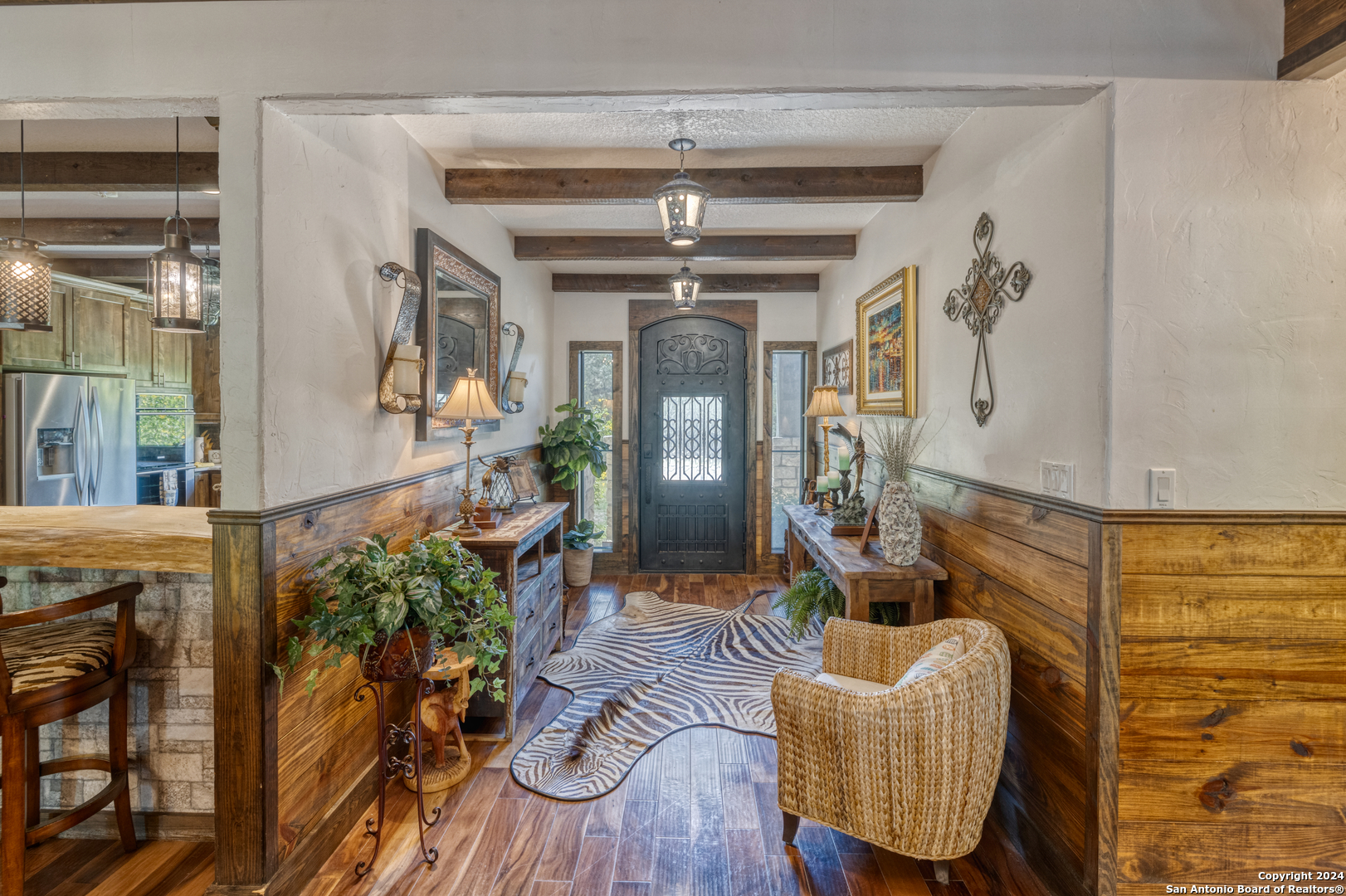 1023 MARIPOSA AVE
