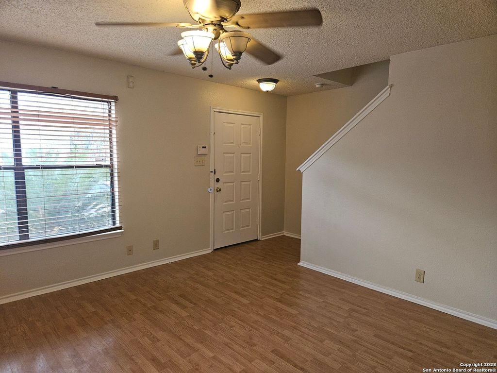 Photo of 4923 HILL MIST, San Antonio, TX 78240 (MLS # 1948418)