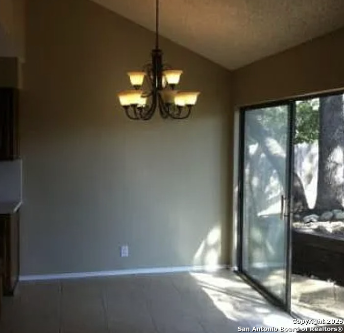 7926 Rugged Ridge