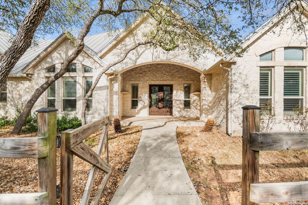 Photo of 25815 Ralph Fair, Boerne, TX 78015 (MLS # 1955230)