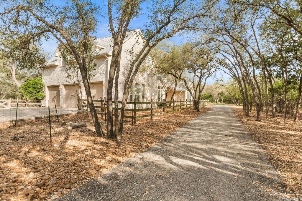 Photo of 25815 Ralph Fair, Boerne, TX 78015 (MLS # 1955230)