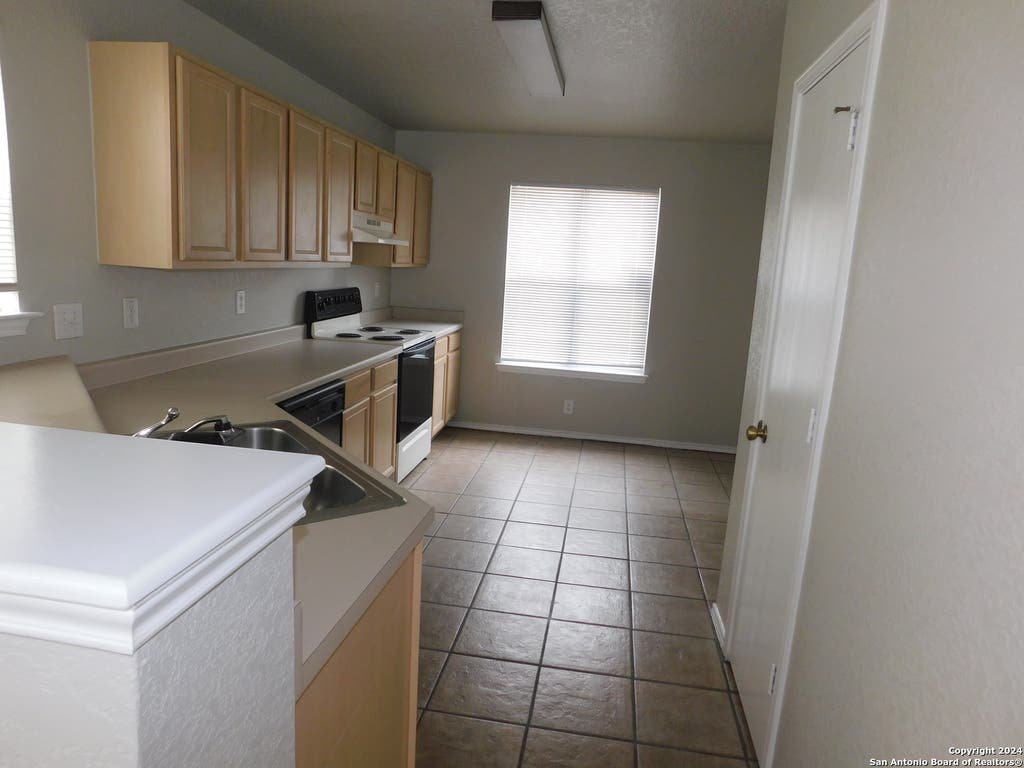 Photo of 8014 BRAES RUN, San Antonio, TX 78254 (MLS # 2001994)