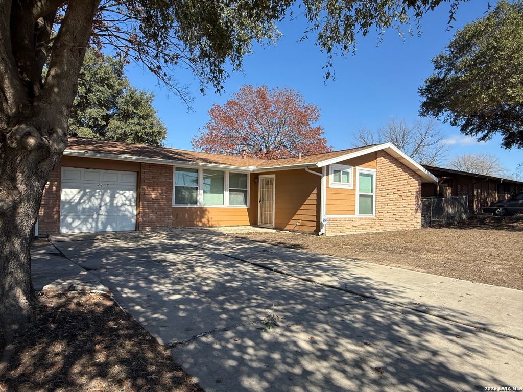 Photo of 4407 Diamondhead, San Antonio, TX 78218 (MLS # 1938622)