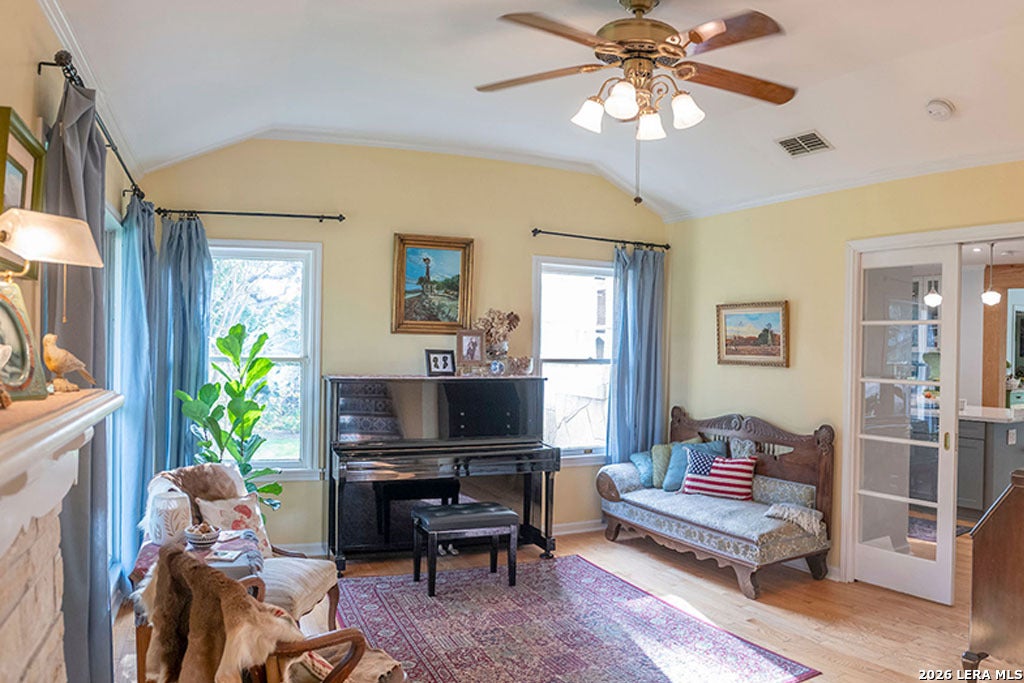 231 Oakleaf Dr