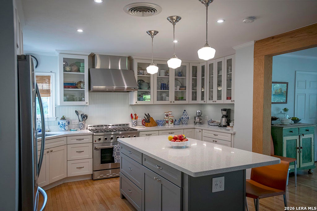231 Oakleaf Dr