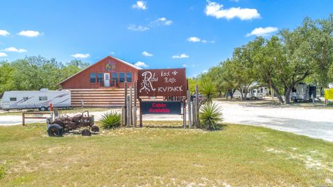 2293 highway 37 access Three Rivers TX 78071