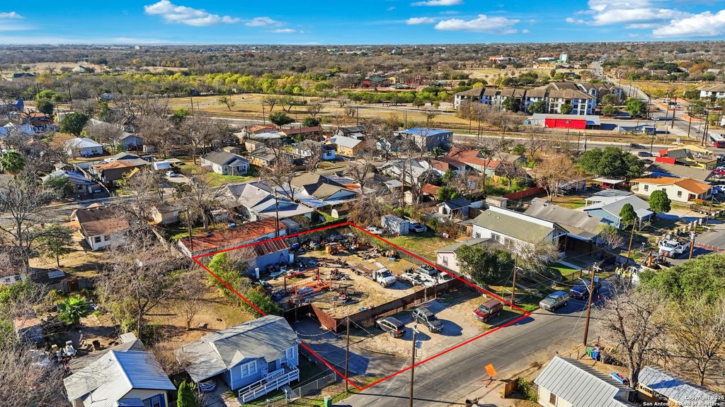 Photo of 1602 lennon, San Antonio, TX 78223 (MLS # 1934614)