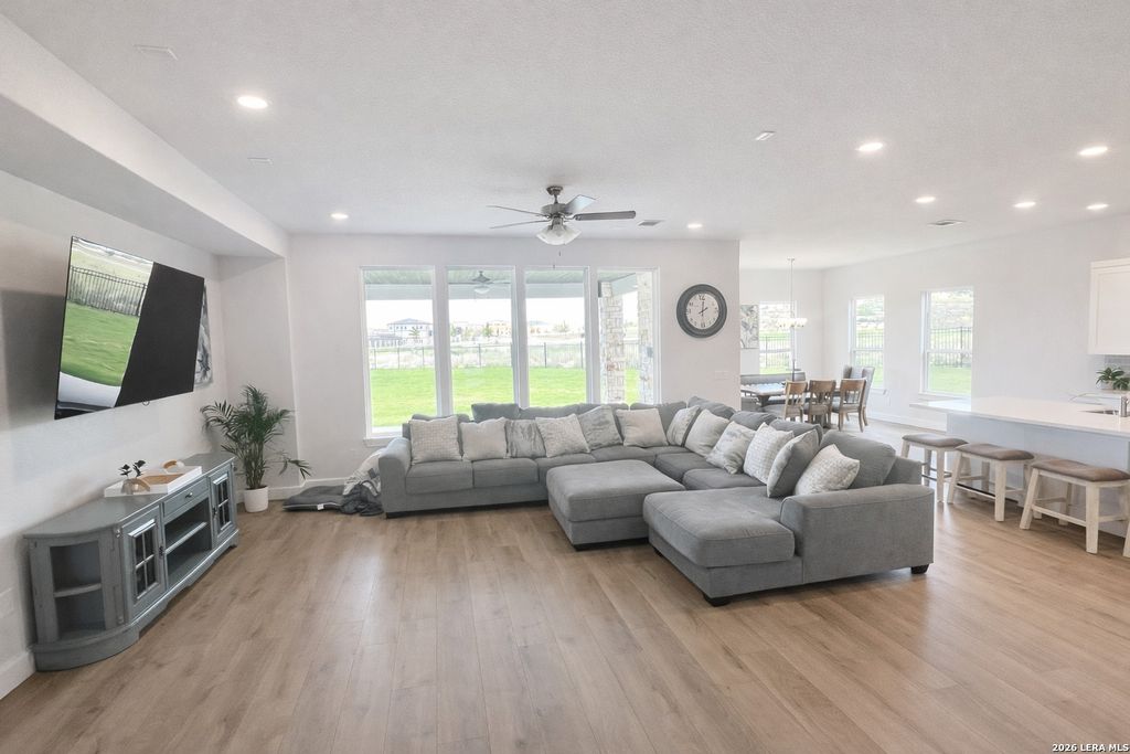 Photo of 129 Milagro, Boerne, TX 78006 (MLS # 1954188)