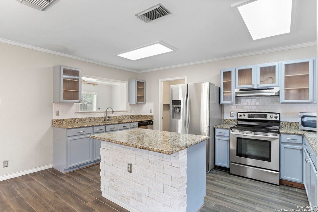 Photo of 6414 Maverick Oak, San Antonio, TX 78240 (MLS # 1953608)