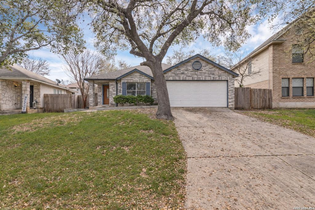 Photo of 6414 Maverick Oak, San Antonio, TX 78240 (MLS # 1953608)