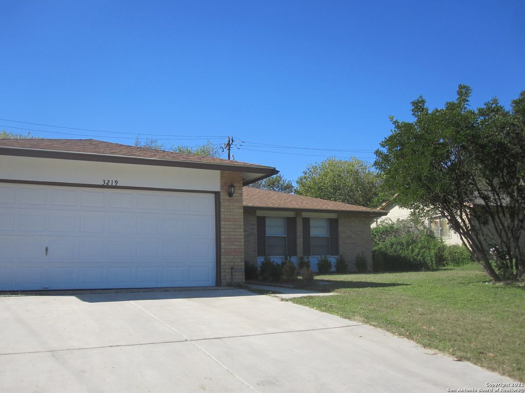Photo of 3219 Meadow Dr, San Antonio, TX 78251 (MLS # 1939649)