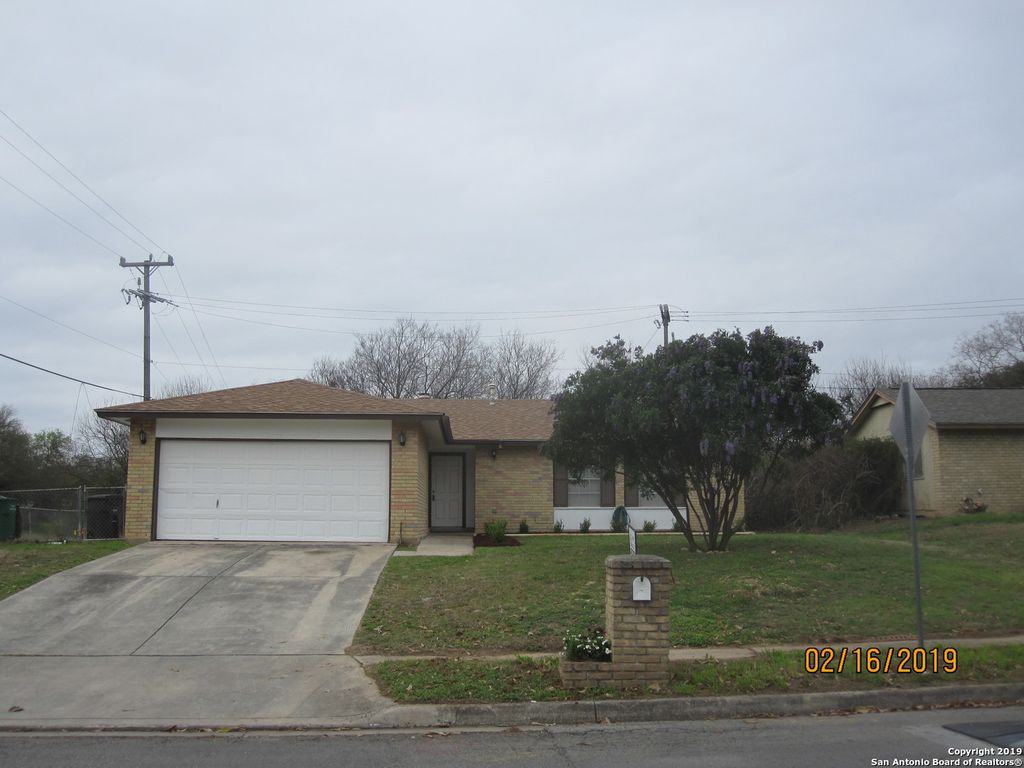 Photo of 3219 Meadow Dr, San Antonio, TX 78251 (MLS # 1939649)