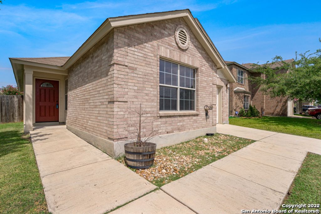 Photo of 116 LONE STAR WAY, Cibolo, TX 78108 (MLS # 1926646)