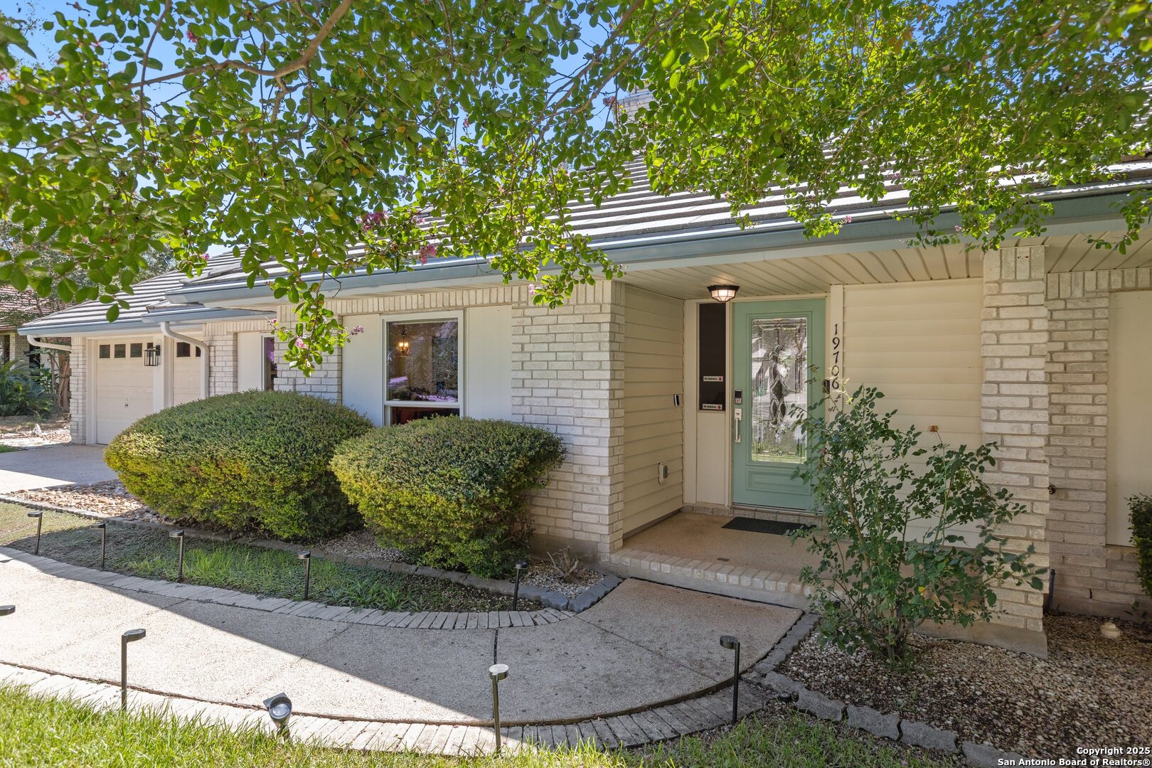 19706 Encino Knoll
