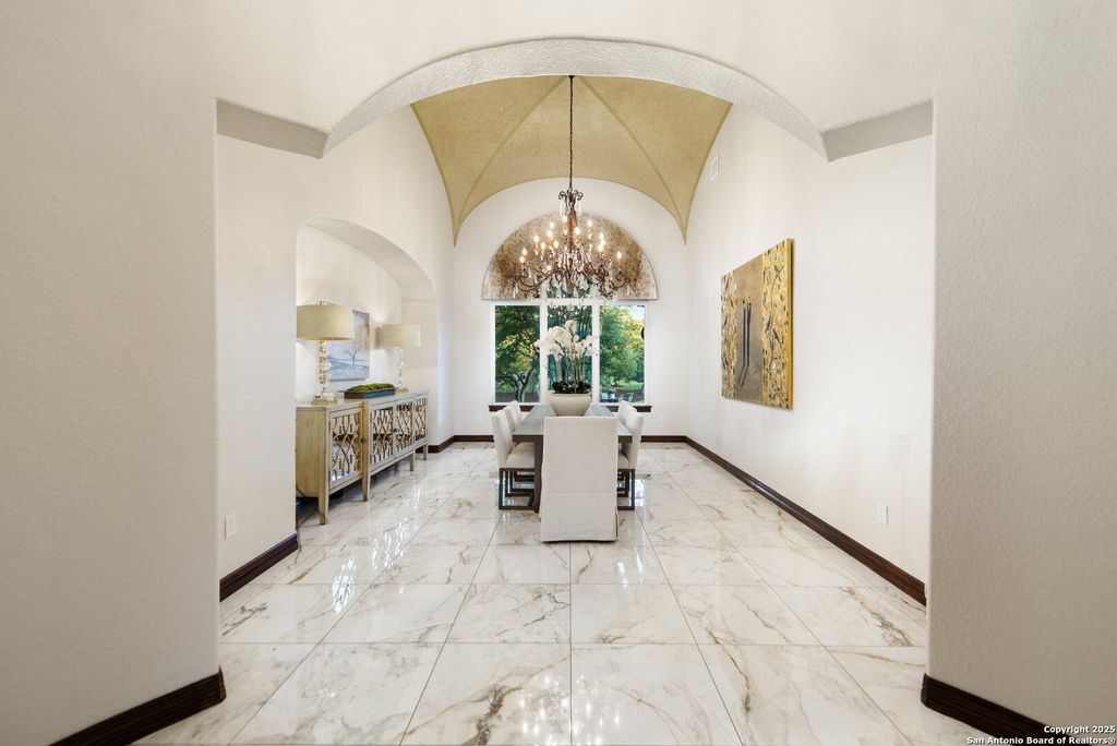 Photo of 11118 Anaqua Spgs, Boerne, TX 78006 (MLS # 1871745)