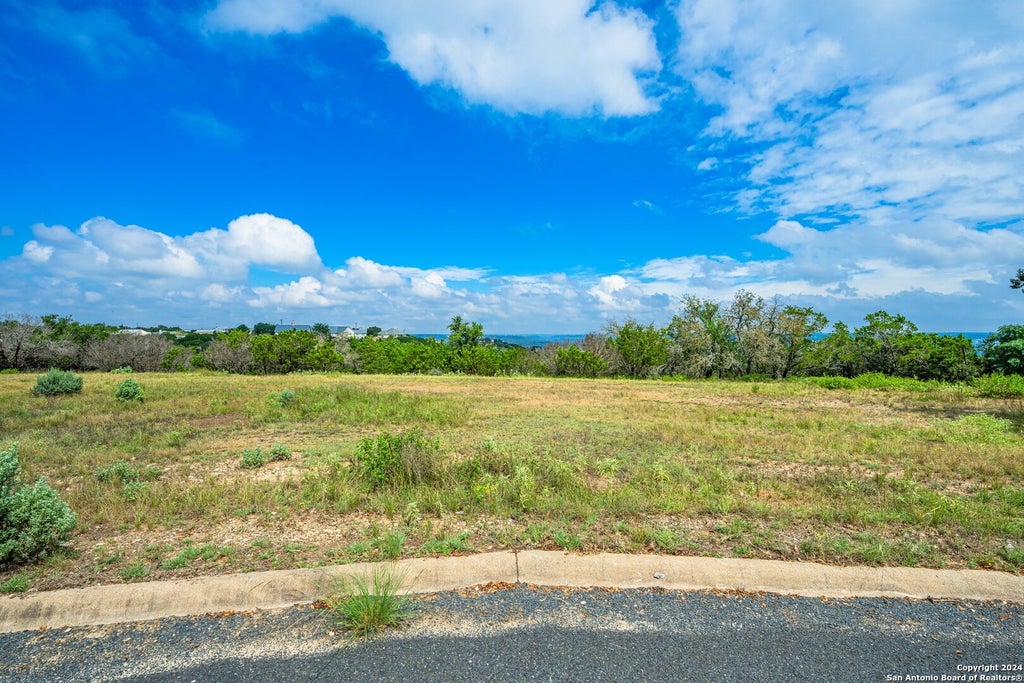 Photo of 329 LOMA VISTA, Kerrville, TX 78028 (MLS # 1758573)