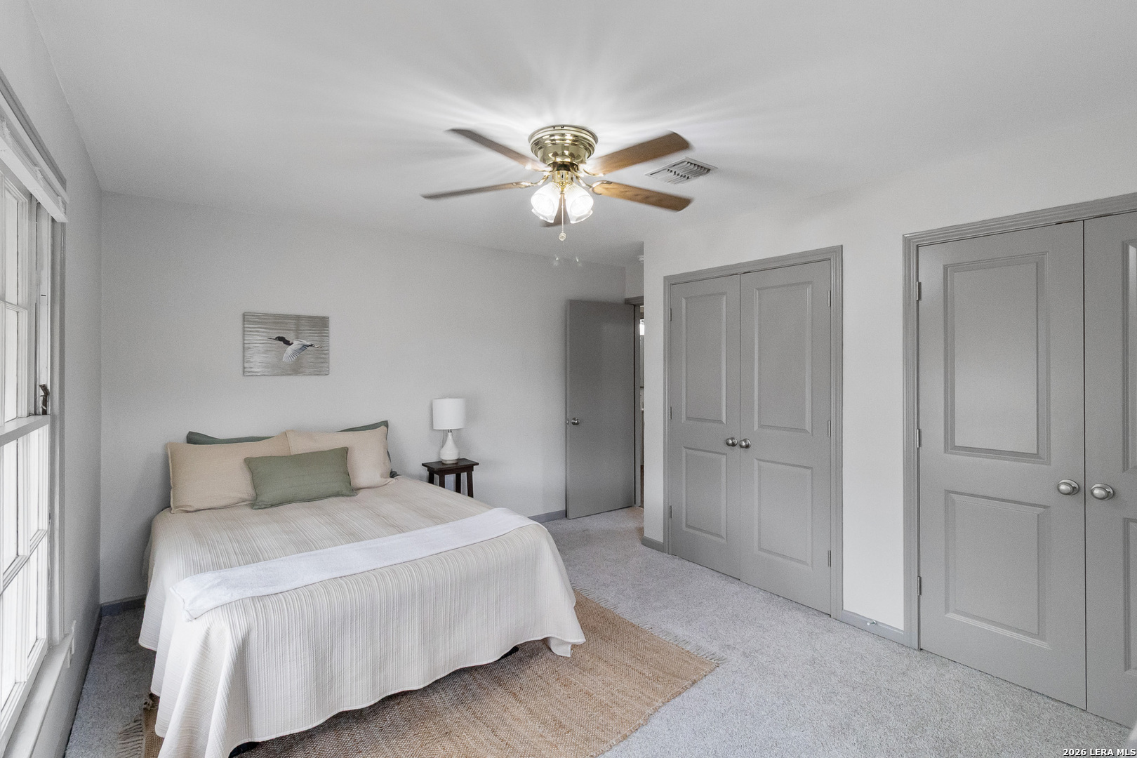 1411 E Corpus Christi St