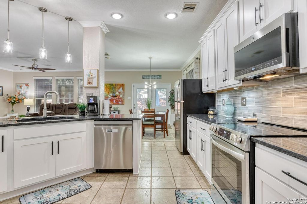 Photo of 24503 Elise Falls, San Antonio, TX 78255 (MLS # 1934396)