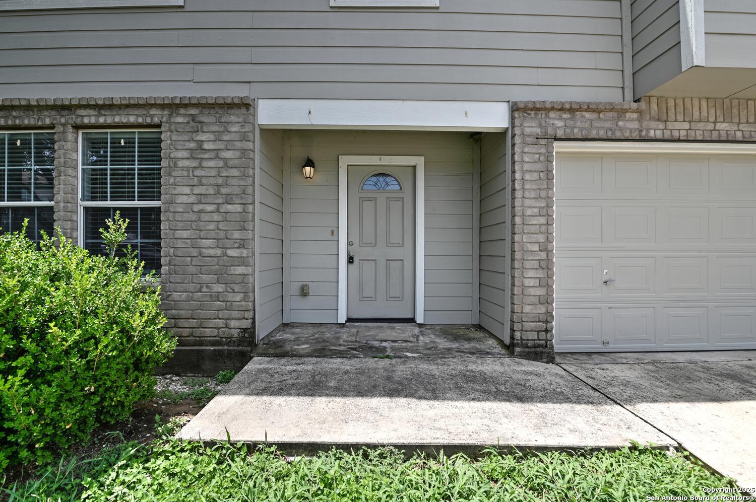 245 gatewood