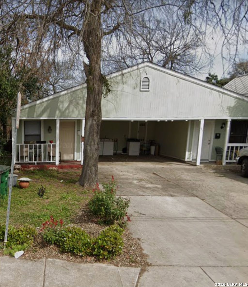 Photo of 323 french, San Antonio, TX 78212 (MLS # 1938333)
