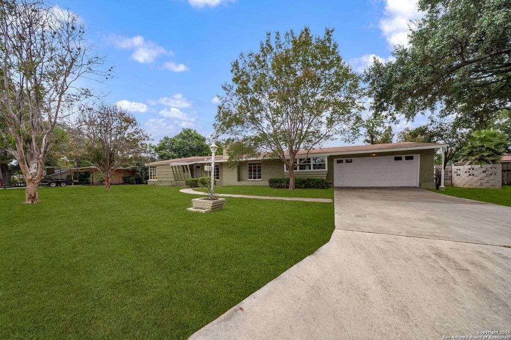 Photo of 132 Harriett, San Antonio, TX 78216 (MLS # 1930098)